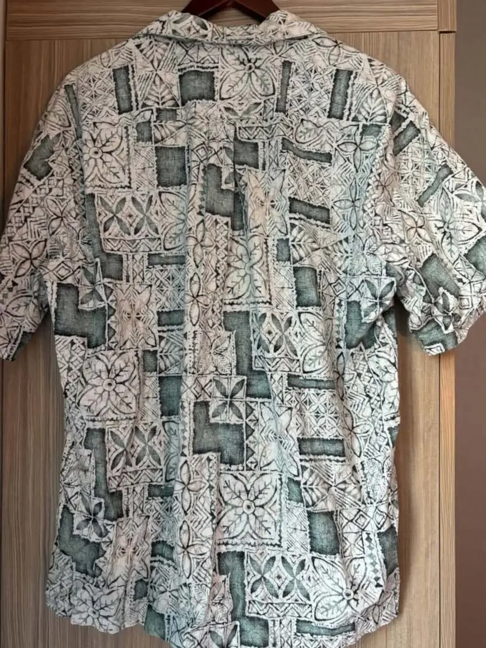 Vintage Hilo Hattie The Hawaiian Original Shirt Green Tapa Block Print Men's XL